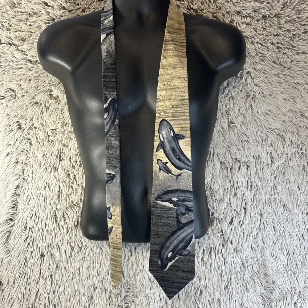 Vintage Endangered Species Orca Killer Whale Ocean Tie Made‎ in USA 100% Silk